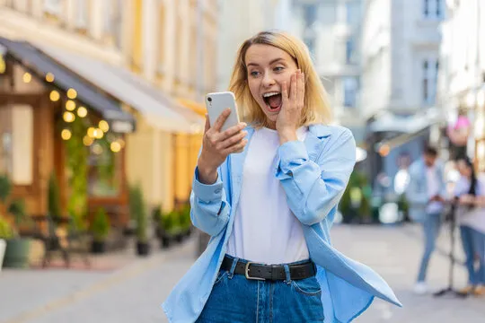 色彩与生肖的艺术